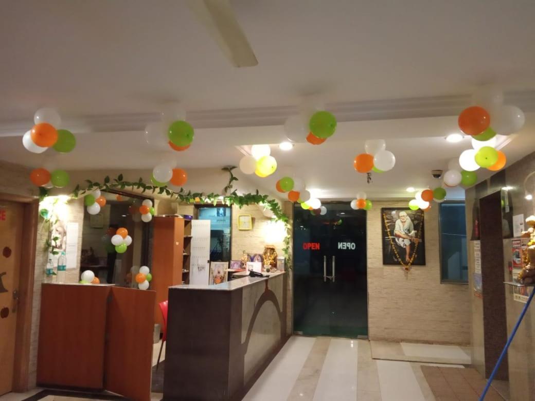 Hotel Apple Sai Residency Shirdi Exteriör bild